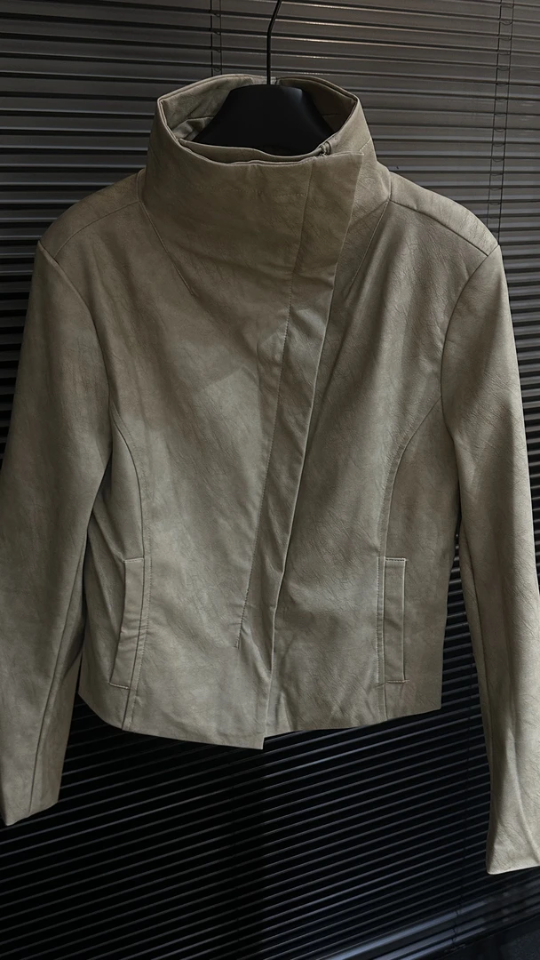 (DROMA)酷酷风格可翻领立领显瘦收腰小版型外套皮衣