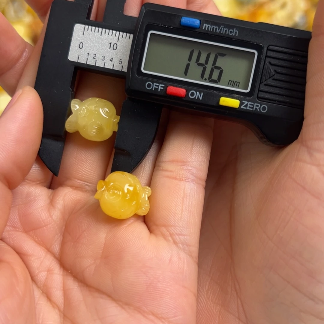 蜜蜡未镶嵌裸石蜜蜡