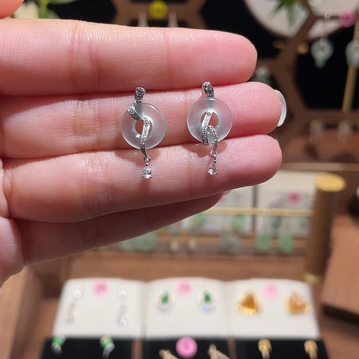 翡翠18K金镶嵌耳饰耳饰