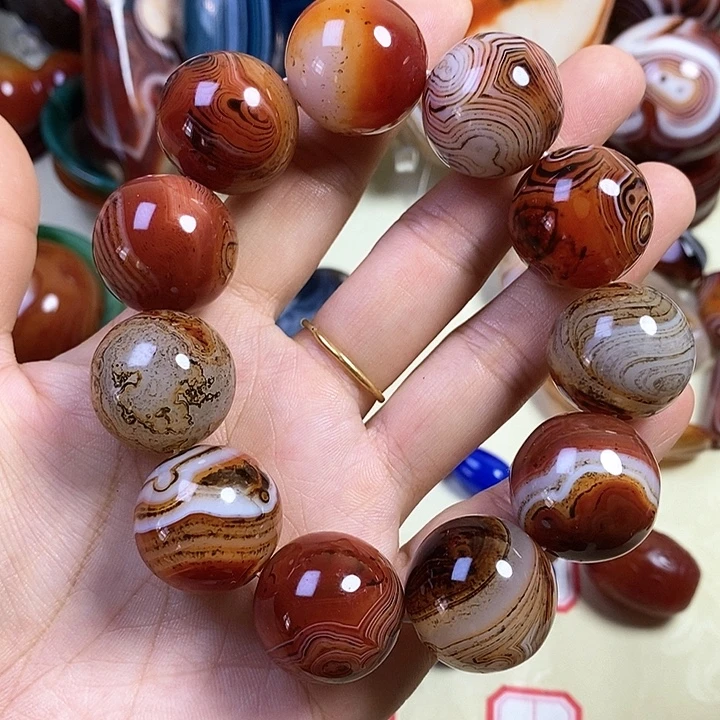 舍***9玛瑙/玉髓未镶嵌珠宝半成品
