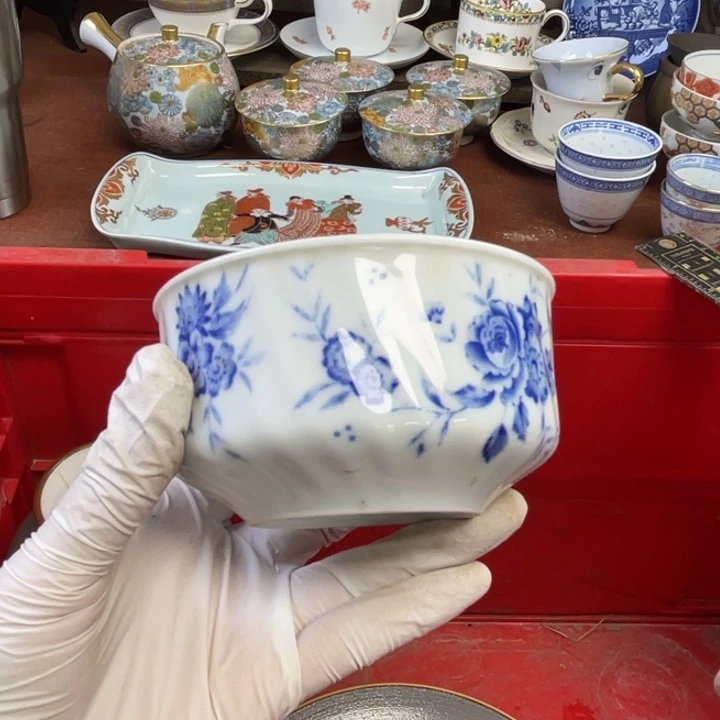 他家瓷器真美…开播了