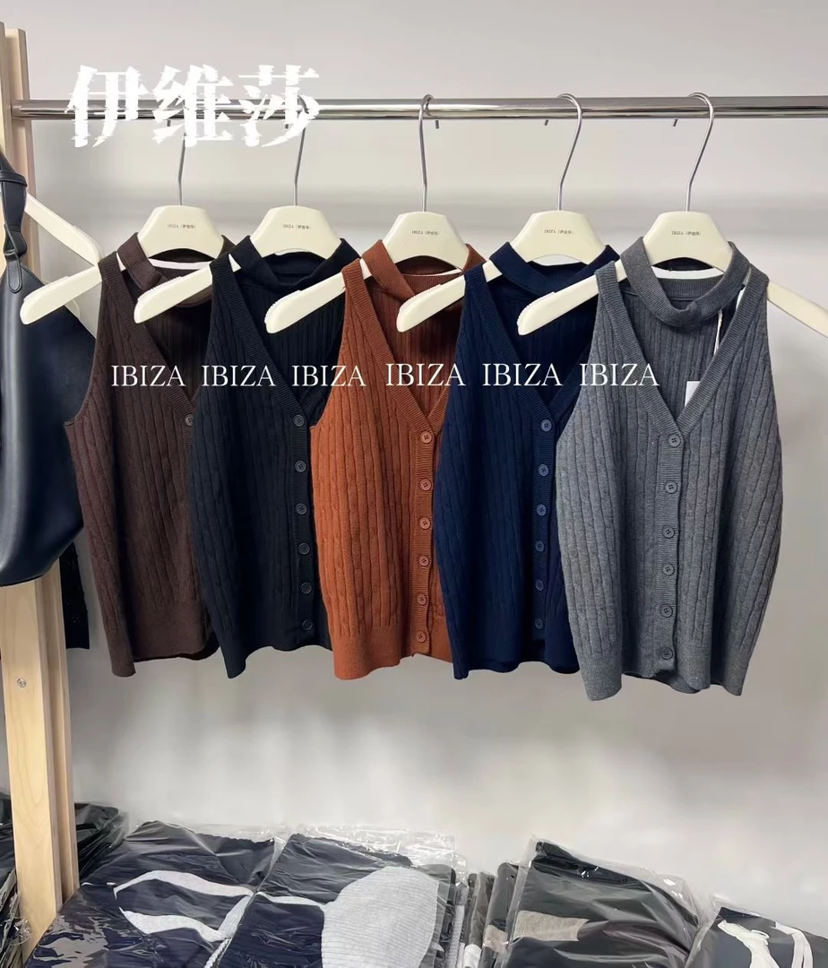 新款森系短款无袖刺绣飞飞袖毛针织衫拼接韩版条纹假两件