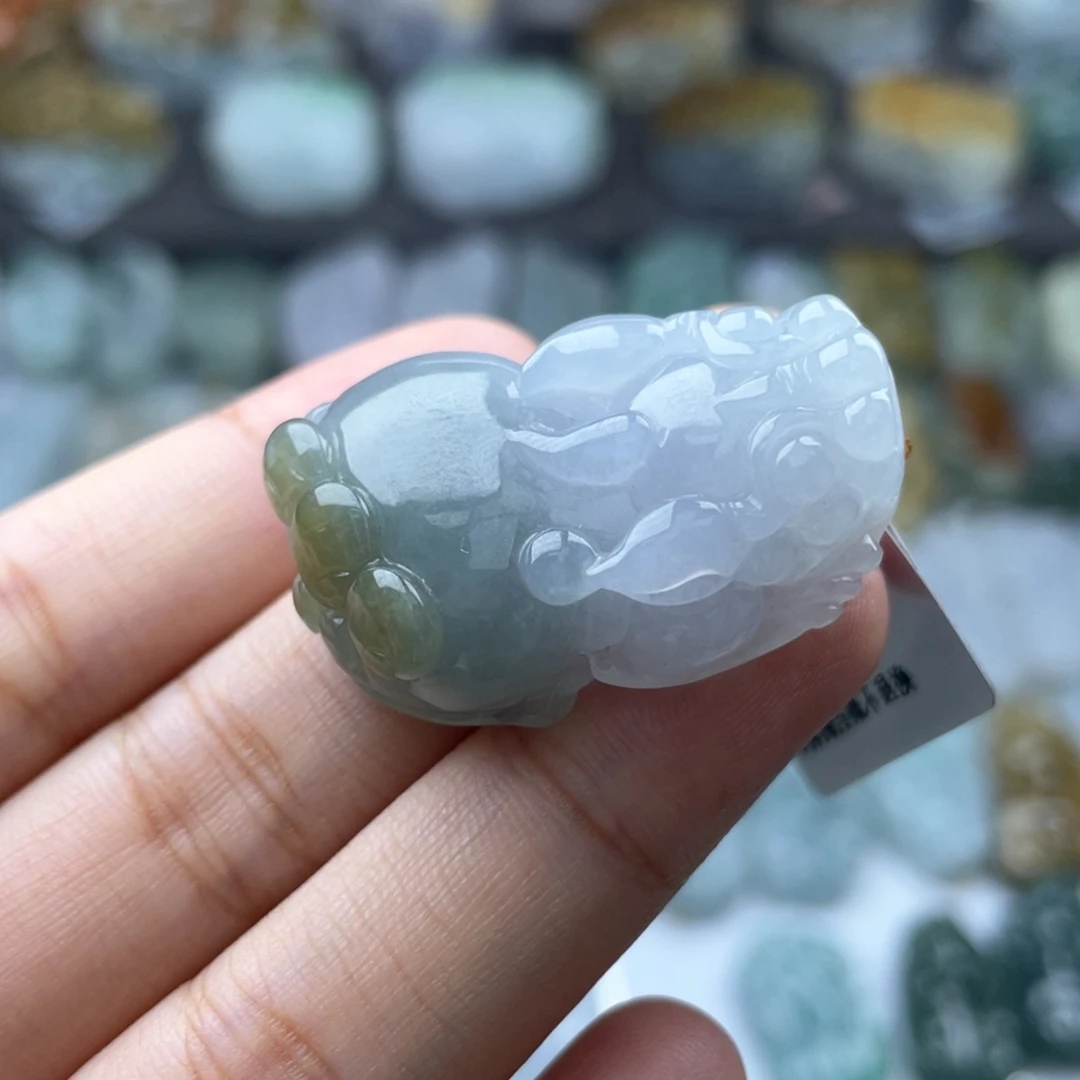 颈饰未镶嵌翡翠貔貅