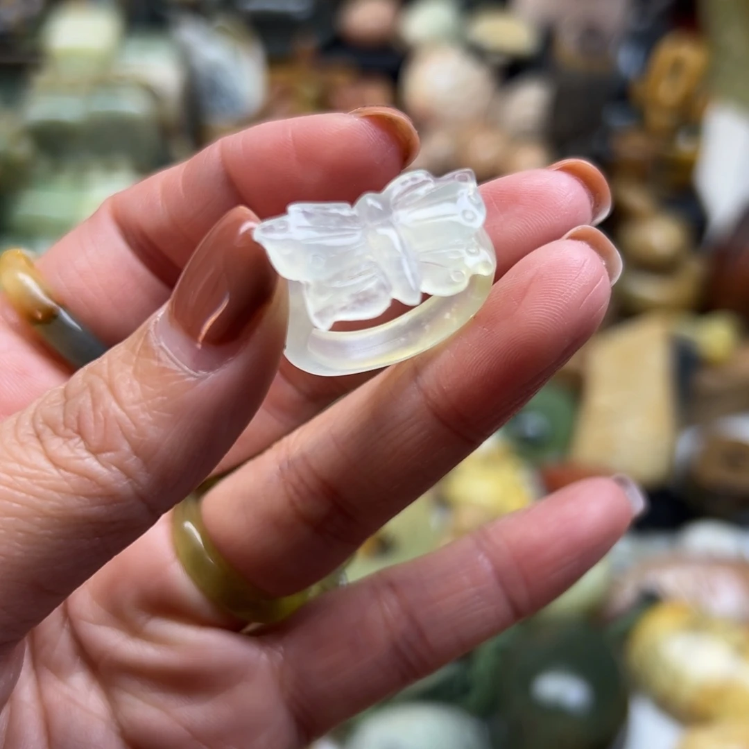 岫玉未镶嵌颈饰岫玉蝴蝶结19.4