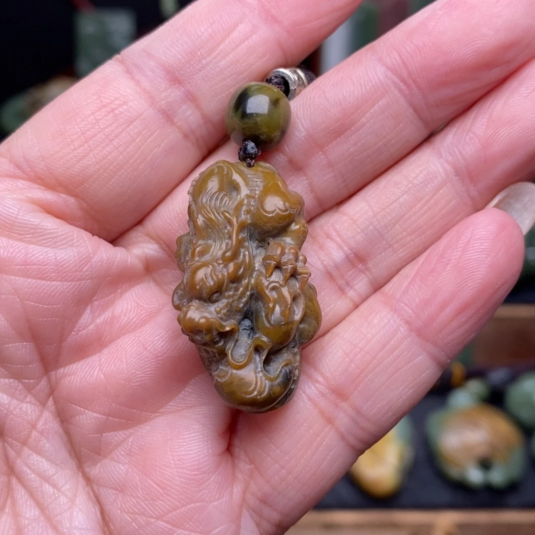 岫岩河磨玉（透闪石质玉）未镶嵌挂件