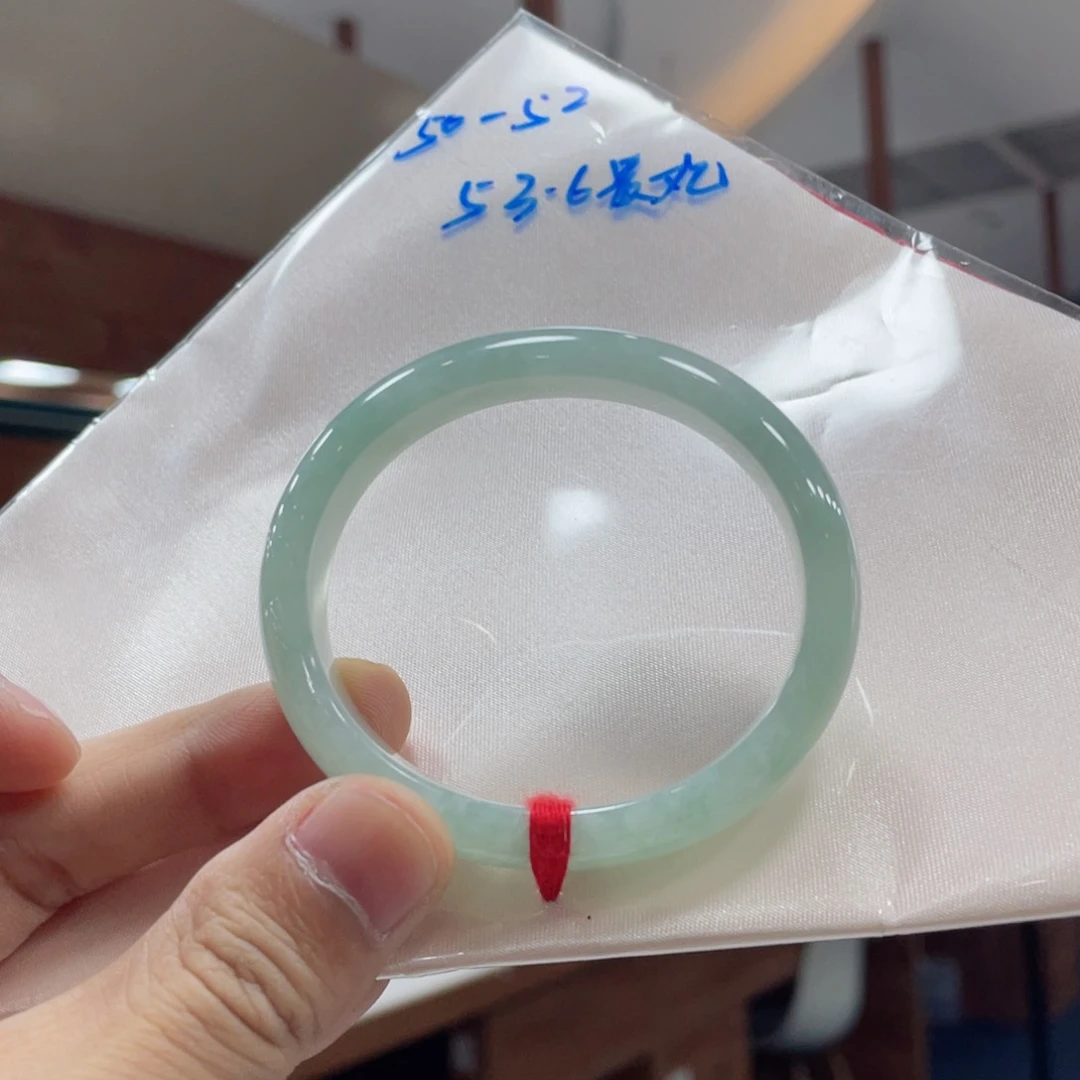 翡翠手镯未镶嵌买断