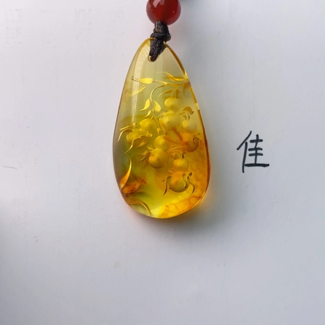 琥珀珠宝奇石未镶嵌