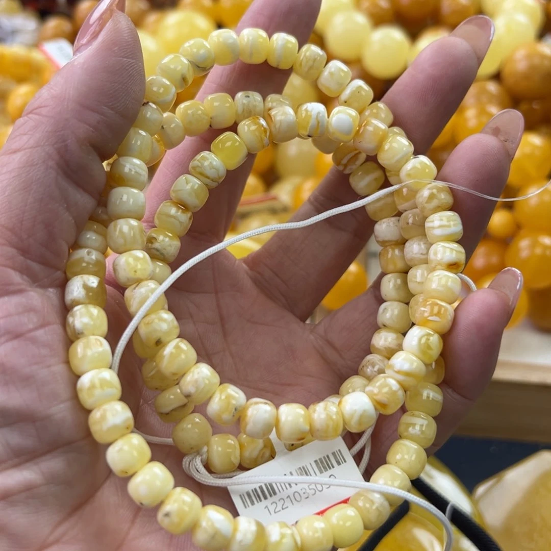 未镶嵌琥珀珠宝奇石