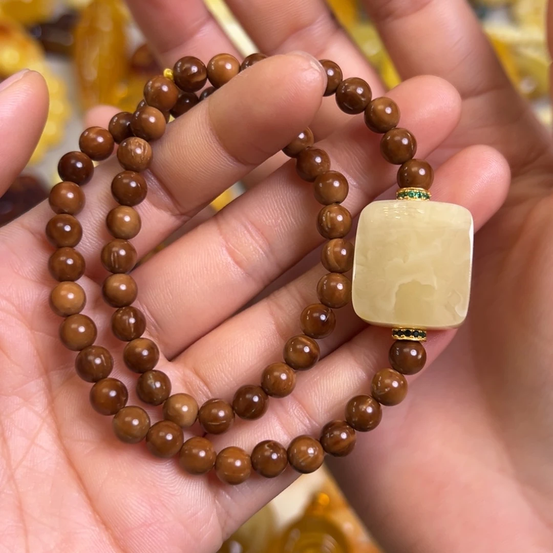 未镶嵌蜜蜡裸石蜜蜡