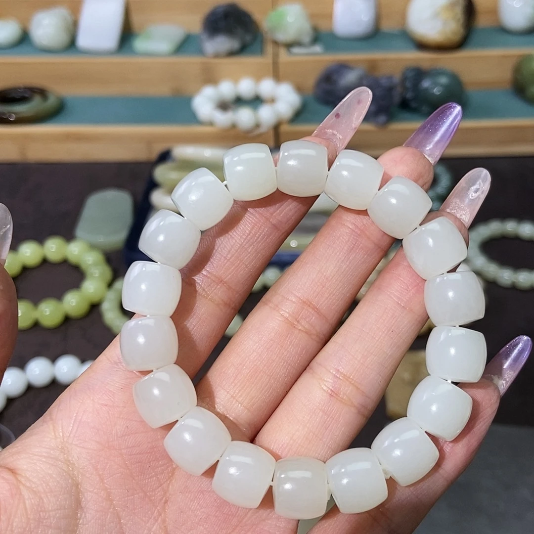 温***暖和田玉未镶嵌手链