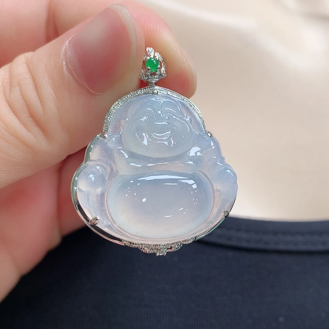 颈饰18K金镶嵌翡翠佛公