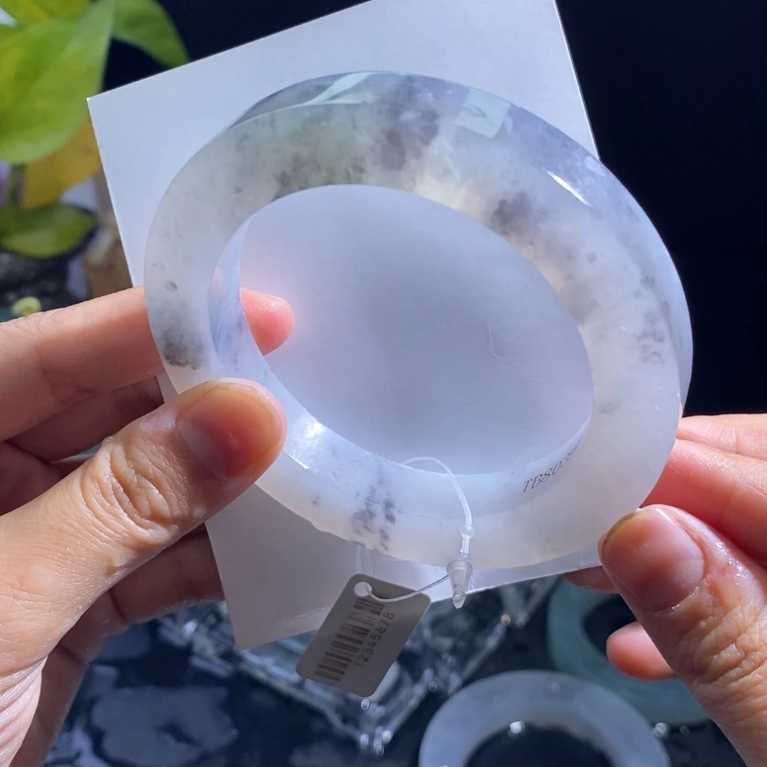 未镶嵌翡翠定制翡翠