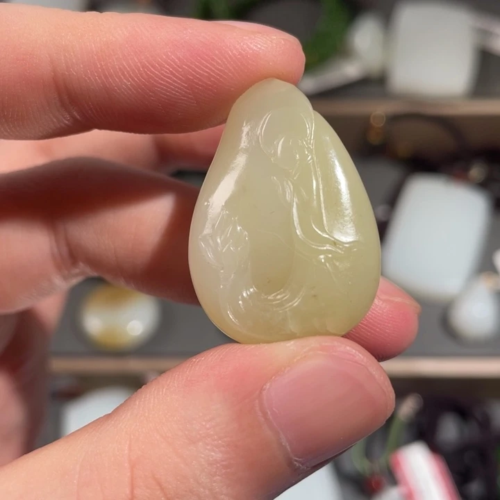 和田玉（糖玉）未镶嵌挂件