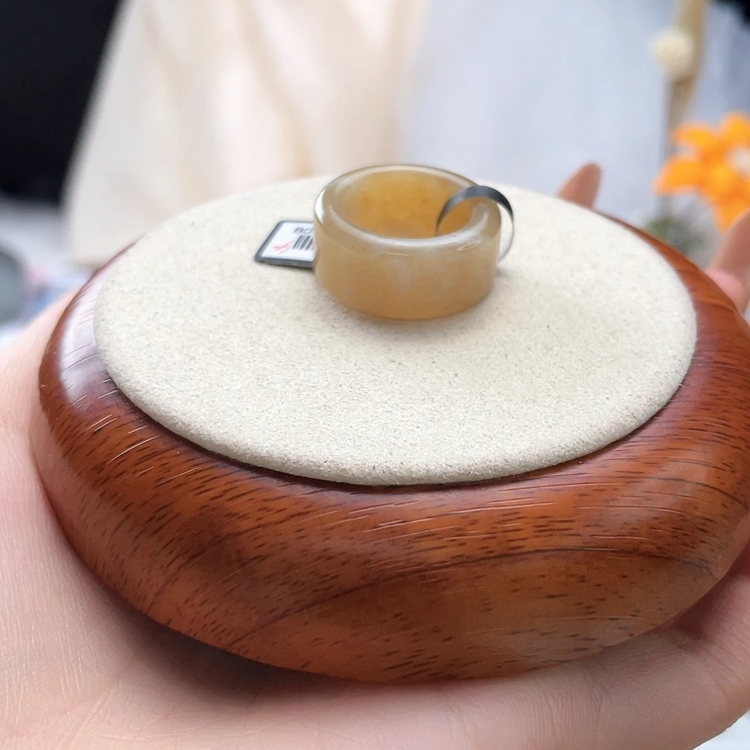 和田玉未镶嵌戒指糖色圆切16.9v73