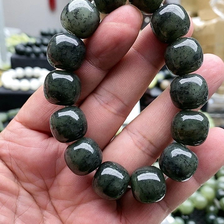 【闪购商品】未镶嵌手串和田玉16青花