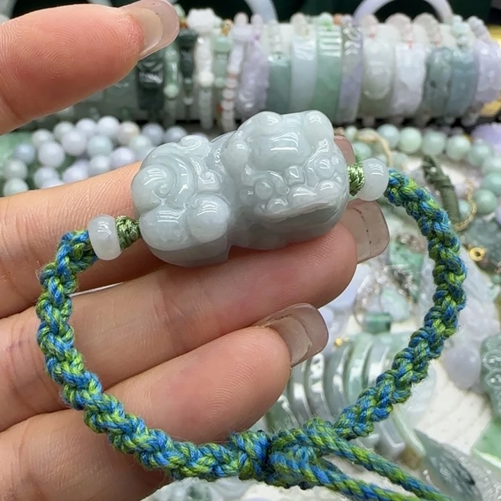 翡翠未镶嵌颈饰貔貅手绳