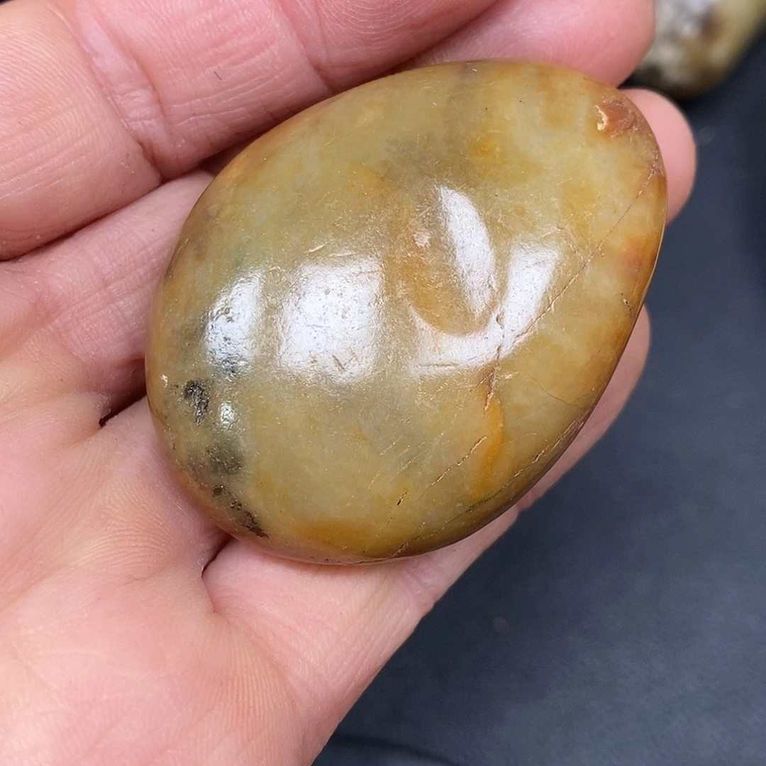 和田玉未镶嵌珠宝奇石