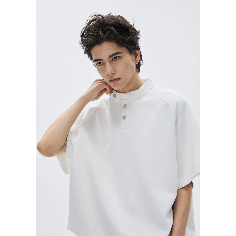 新款夏季短袖男简约感百搭宽松休闲半袖圆领男士运动潮