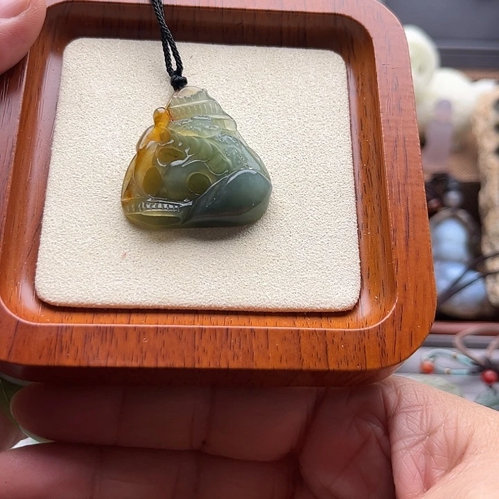 岫玉未镶嵌吊坠(赠链)岫玉山水