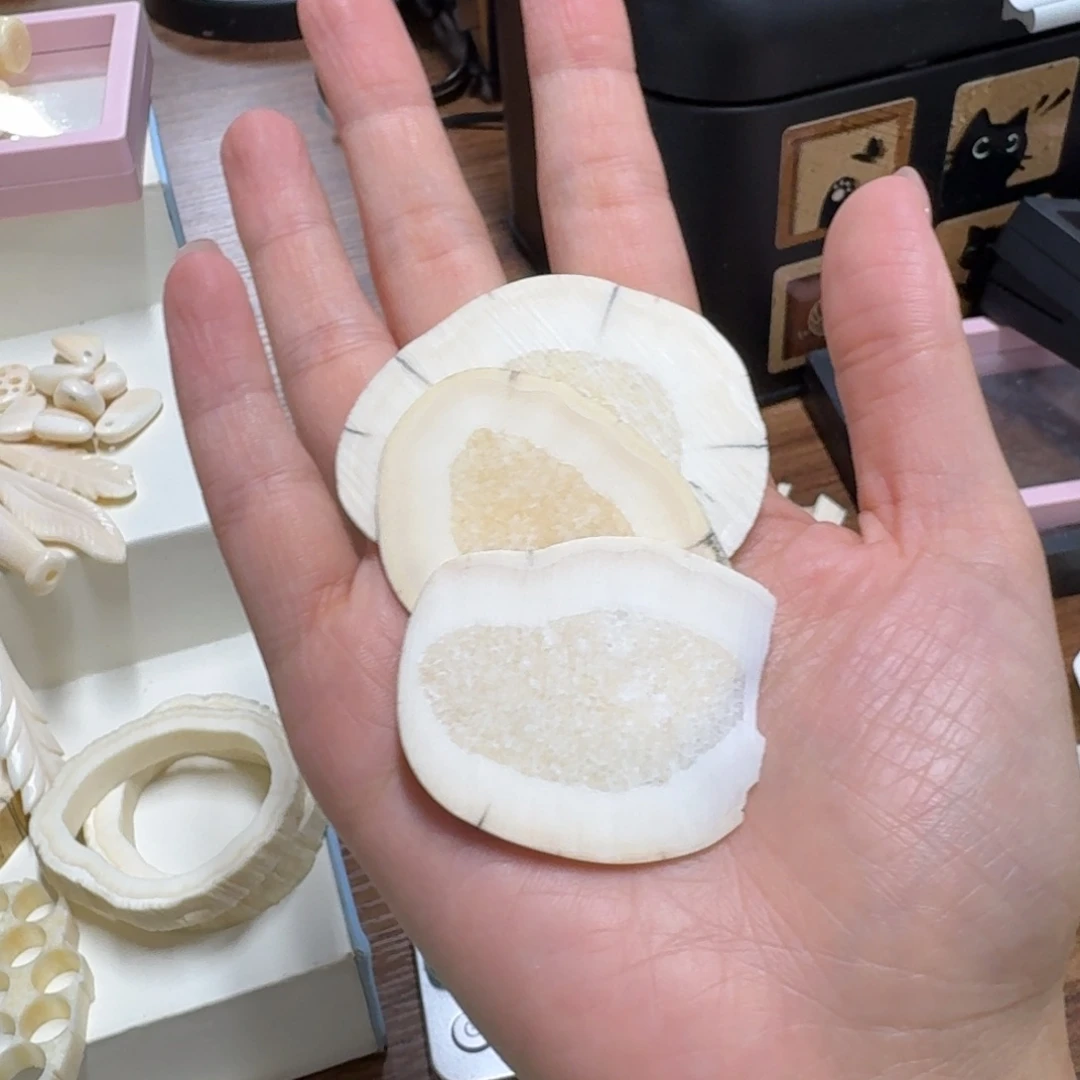 琉璃/树脂/塑料类边角料27.4