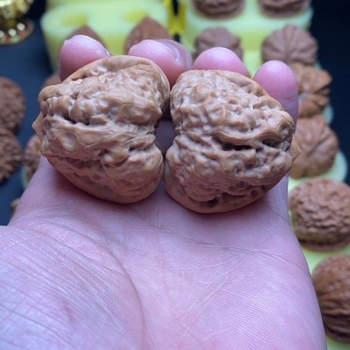 把件文玩核桃41尺三角蛙白茬