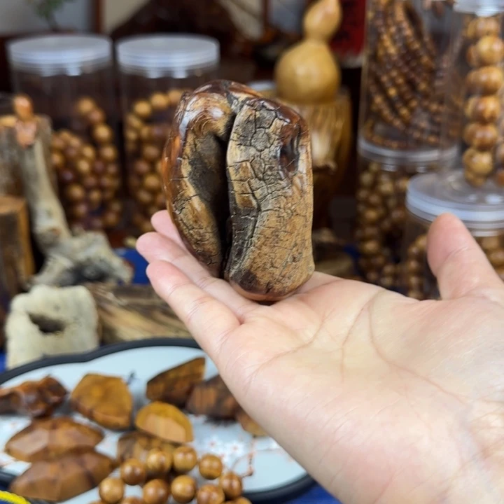 顺***裕柏木（崖柏）北太行崖柏陈化黑金手把