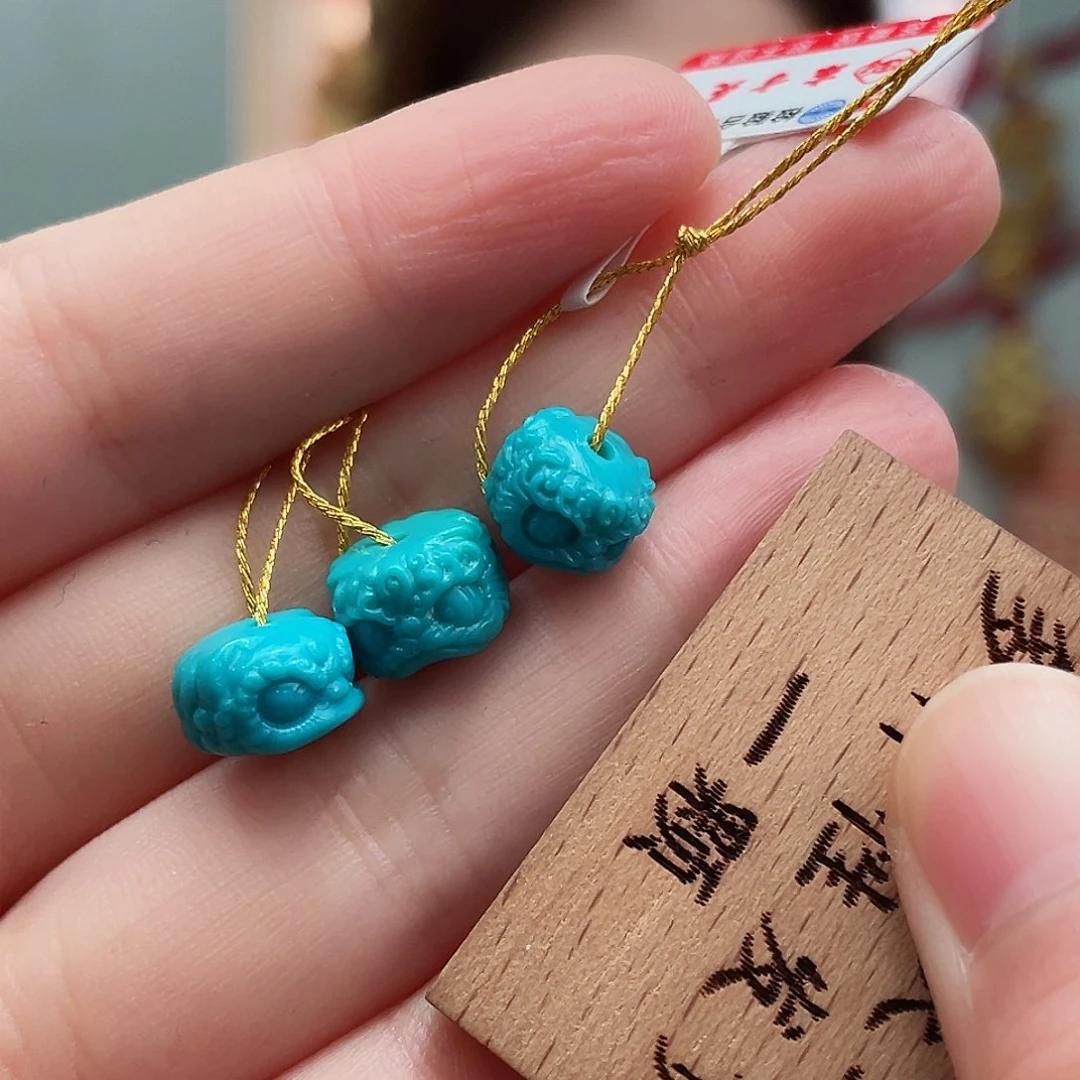 绿松石颈饰未镶嵌