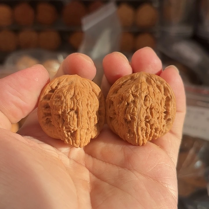 1文玩核桃宽城35-530