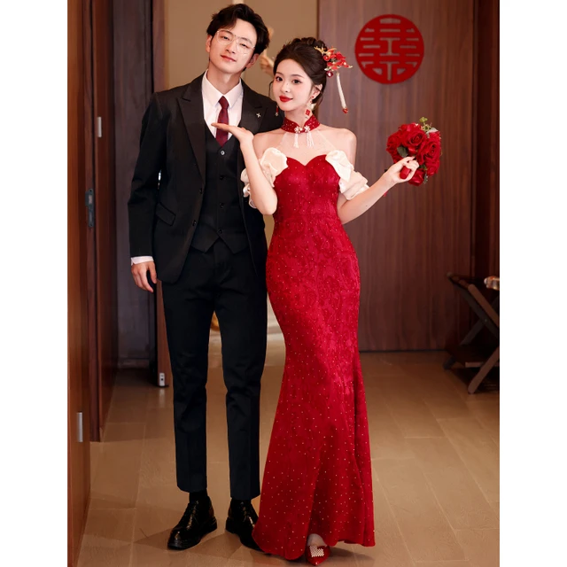 红色鱼尾修身挂脖一字肩敬酒服新娘2025新款夏季订婚礼服裙高级感