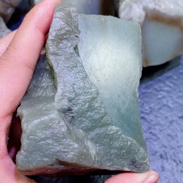 和田玉未镶嵌珠宝半成品