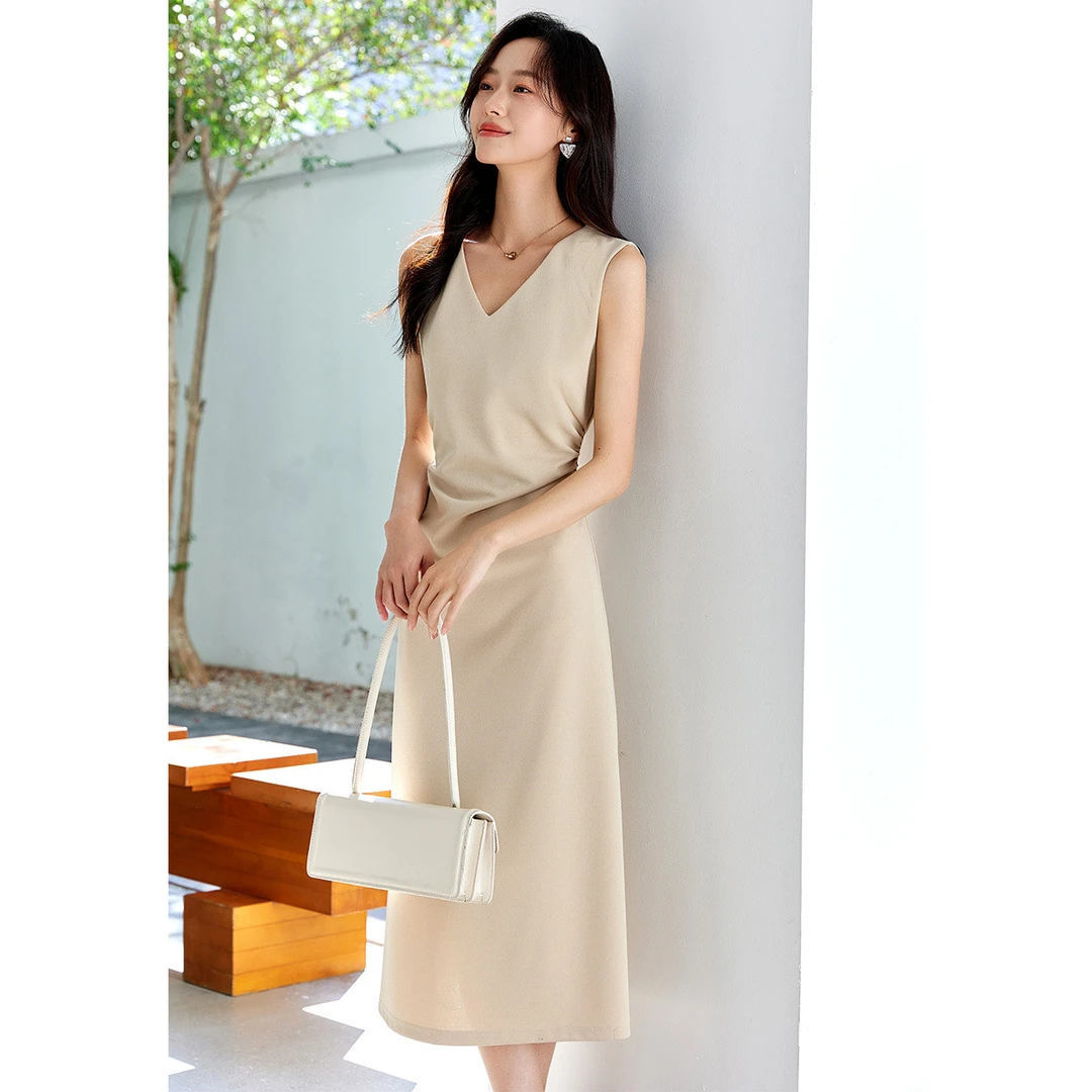 欧昵雪【粉丝专享】DQ396气质温柔简约V领缩褶无袖连衣裙