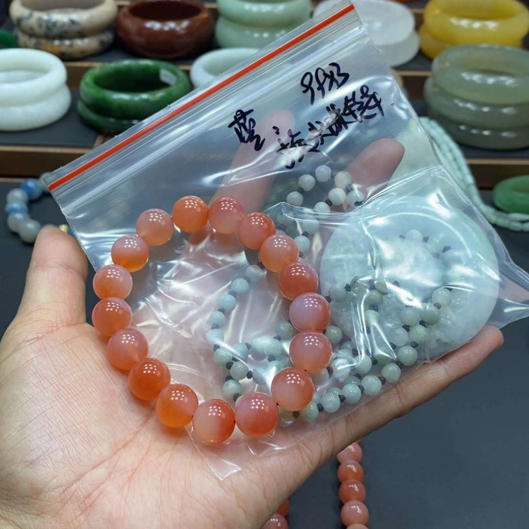 蓝***笑玛瑙/玉髓手链未镶嵌