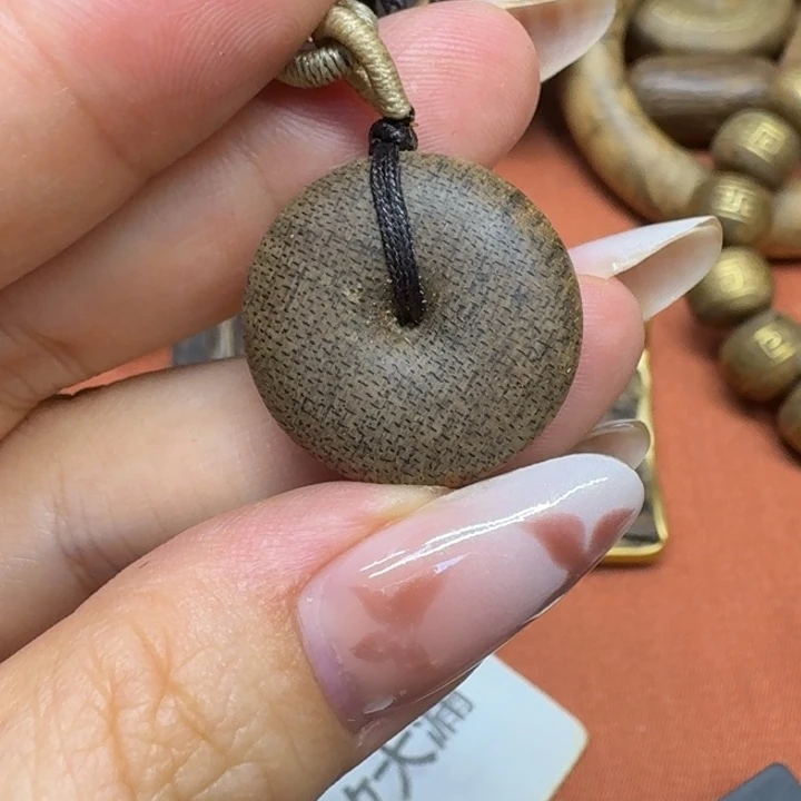 大叶紫檀（黑酸枝木类）