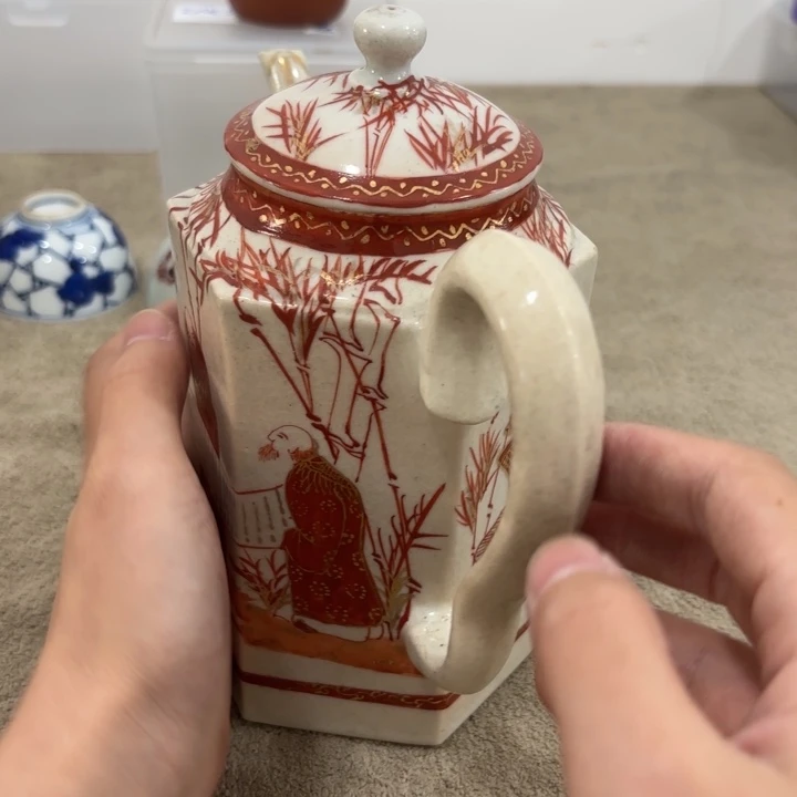 瓷片非常美丽好看的物品