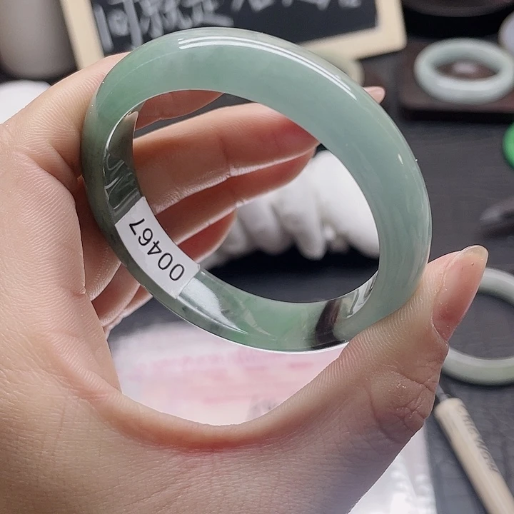 石英岩玉未镶嵌手镯64