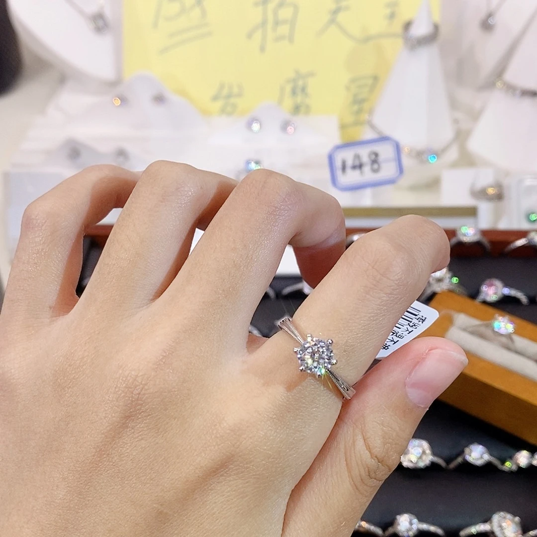 足银合成碳硅石丝带六爪15圈