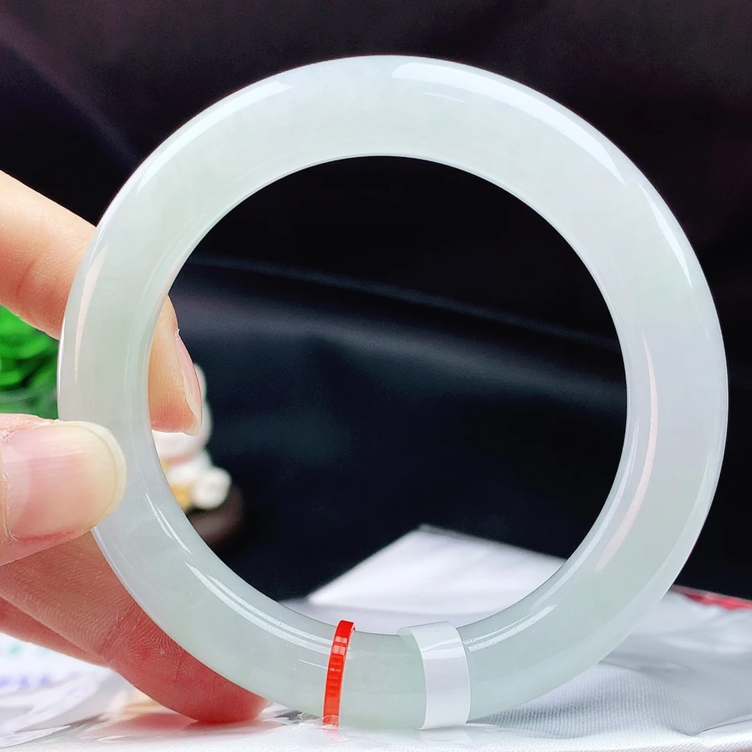 未镶嵌手镯翡翠卡*西57+胖