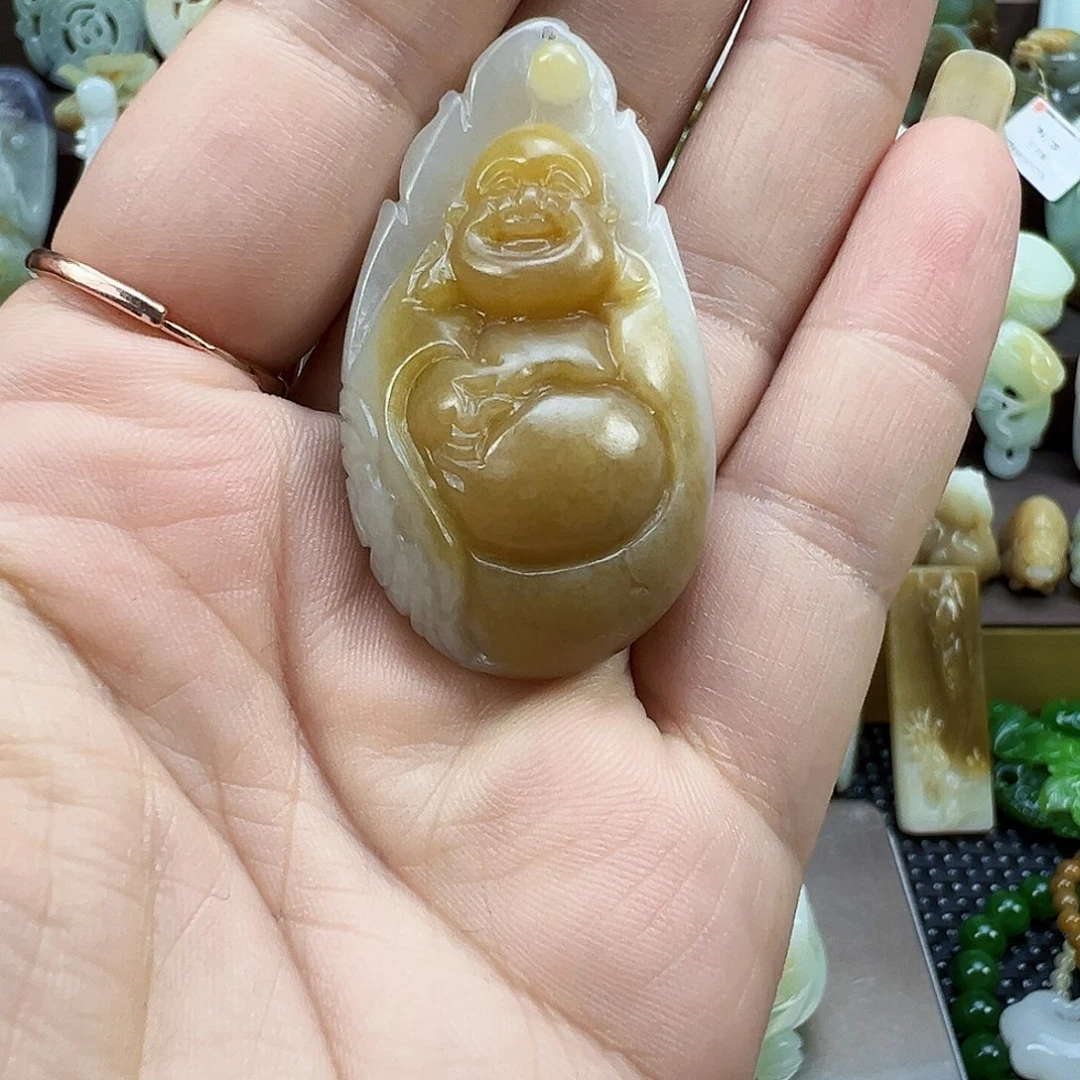 风****和田玉（糖玉）未镶嵌颈饰