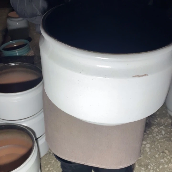 紫砂花盆口30高21瑕疵瑕疵