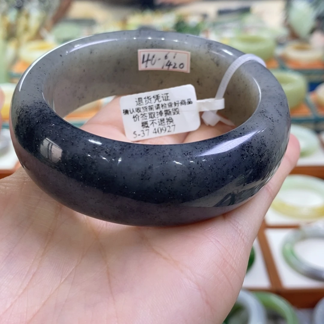 和田玉未镶嵌手镯籽青花轮胎60/61