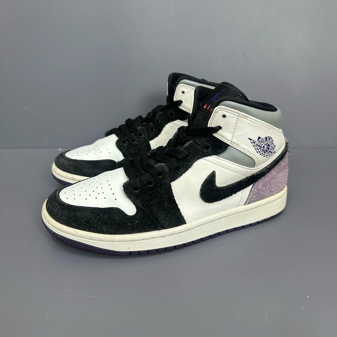 90新 MM6 41码 aj1白紫 休闲鞋 鞋帮磨损 总体可以