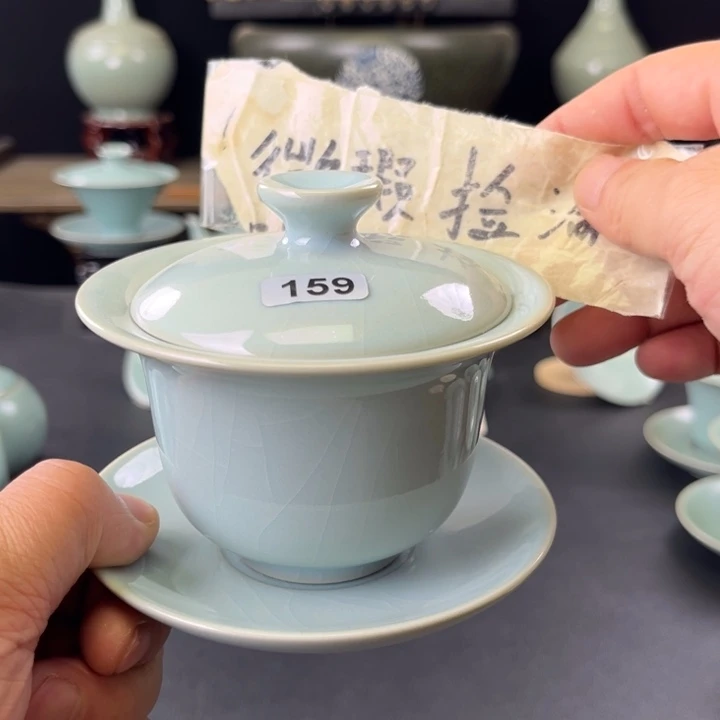 瓷片天青釉元宝盖碗微瑕捡漏