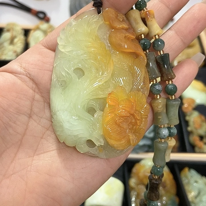 蛇纹石玉挂件未镶嵌我**悠