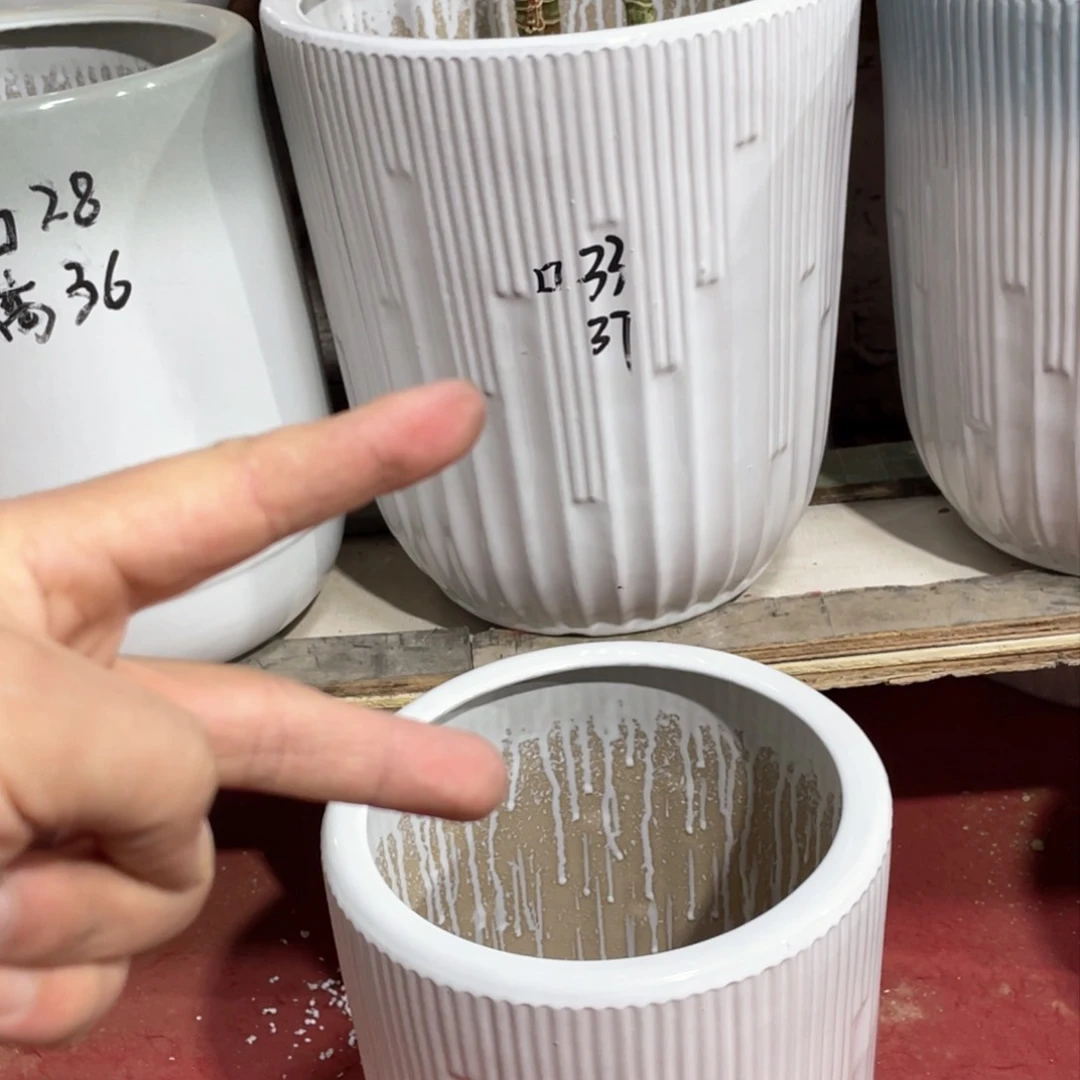 1号大号加中号纯白色两个盆