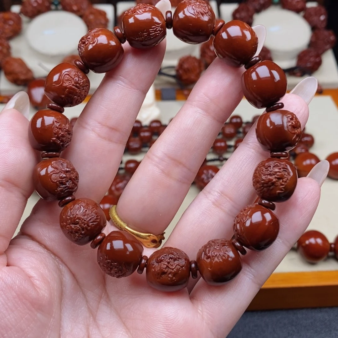 橄榄核吊坠年****生老型龙