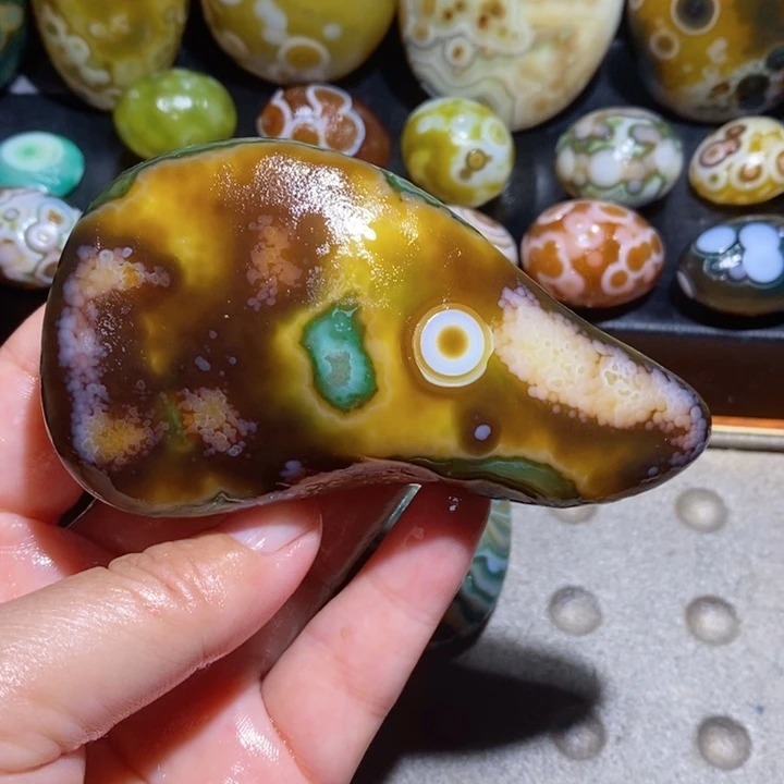 未镶嵌玛瑙/玉髓珠宝半成品33