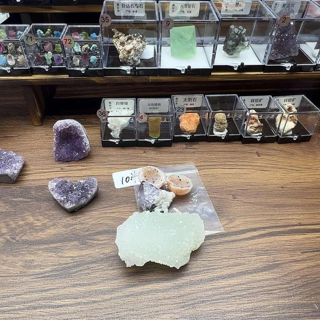 东陵石珠宝半成品合金千**雪