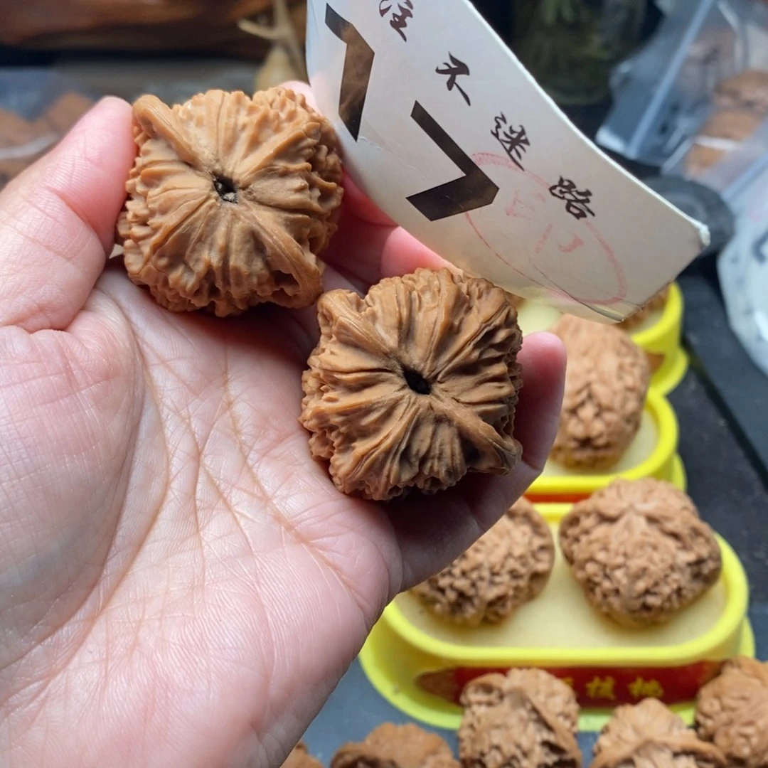 把件文玩核桃44红狮子