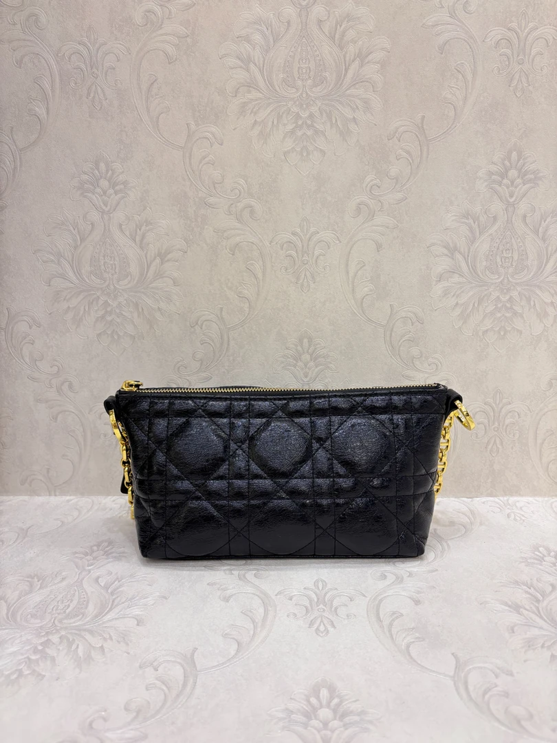 Laugh Queen手工打造真皮女士新款包 0060 黑色 滴饺子