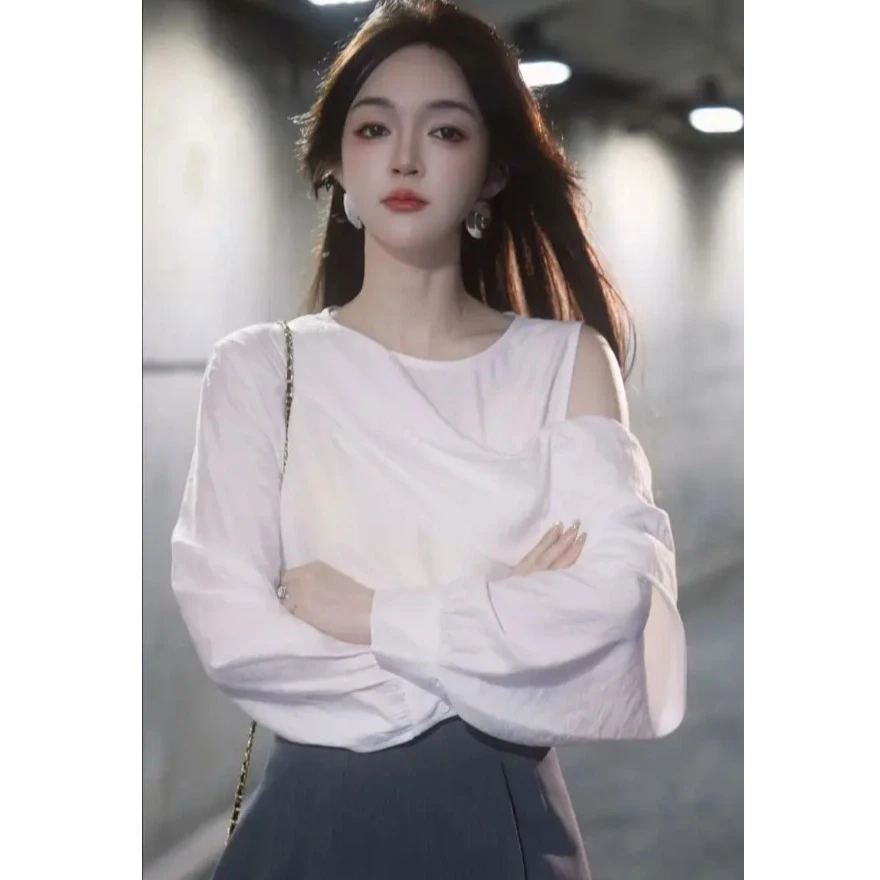 【难忘白月光】不对称露肩设计感衬衫女秋季新款圆领宽松显瘦上衣